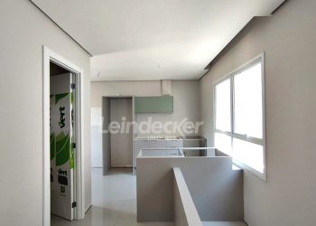 Apartamento para alugar com 40m², 1 dormitório, 1 vaga no bairro Passo d'Areia em Porto Alegre