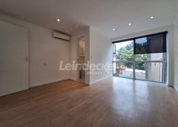Conjunto para alugar com 55m², 2 dormitórios, 1 vaga no bairro Moinhos de Vento em Porto Alegre