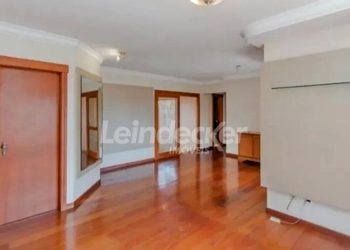 Apartamento para alugar com 179m², 3 dormitórios, 2 vagas no bairro Auxiliadora em Porto Alegre