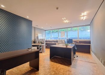 Sala para alugar com 30m², 1 vaga no bairro Higienópolis em Porto Alegre