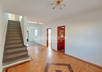 Cobertura para alugar com 120m², 2 dormitórios no bairro Vila Jardim em Porto Alegre
