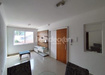 Apartamento para alugar com 47m², 2 dormitórios, 1 vaga no bairro Cavalhada em Porto Alegre