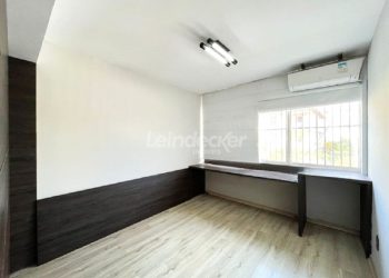 Sala para alugar com 32m² no bairro Passo d'Areia em Porto Alegre