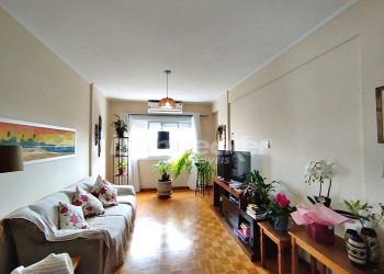 Apartamento para alugar com 95m², 2 dormitórios no bairro Farroupilha em Porto Alegre