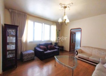 Apartamento para alugar com 108m², 3 dormitórios no bairro Centro em Porto Alegre