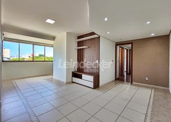 Apartamento para alugar com 81m², 3 dormitórios, 3 vagas no bairro Passo d'Areia em Porto Alegre