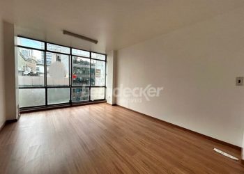 Sala para alugar com 31m² no bairro Centro em Porto Alegre