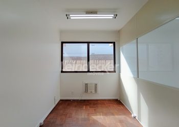 Sala para alugar com 42m² no bairro Centro em Porto Alegre