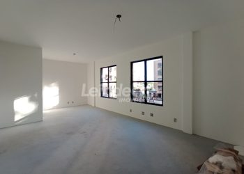 Sala para alugar com 40m² no bairro Tristeza em Porto Alegre