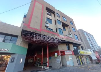 Sala para alugar com 40m² no bairro Tristeza em Porto Alegre