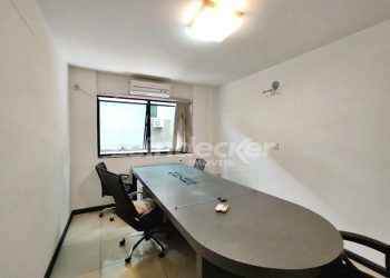 Sala para alugar com 32m² no bairro Rio Branco em Porto Alegre