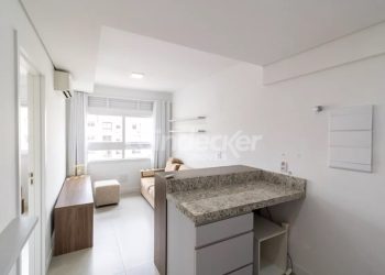 Apartamento para alugar com 31m², 1 dormitório, 1 vaga no bairro Cidade Baixa em Porto Alegre