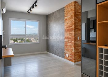 Apartamento para alugar com 62m², 2 dormitórios, 1 vaga no bairro Navegantes em Porto Alegre