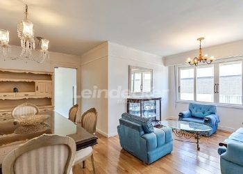 Apartamento para alugar com 104m², 3 dormitórios, 2 vagas no bairro Petrópolis em Porto Alegre