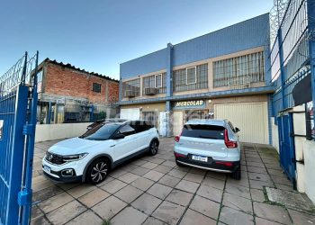 Loja para alugar com 260m², 2 vagas no bairro Navegantes em Porto Alegre