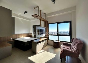 Apartamento para alugar com 42m², 1 dormitório, 1 vaga no bairro São João em Porto Alegre