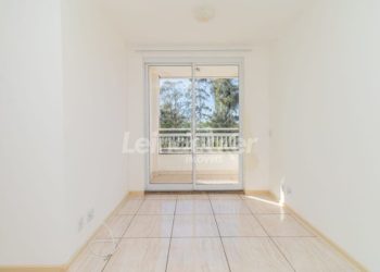 Apartamento para alugar com 47m², 2 dormitórios, 1 vaga no bairro Humaitá em Porto Alegre