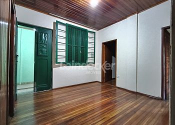Apartamento para alugar com 48m², 2 dormitórios no bairro São Geraldo em Porto Alegre