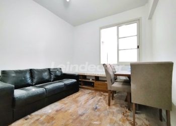 Apartamento para alugar com 72m², 2 dormitórios no bairro Santana em Porto Alegre