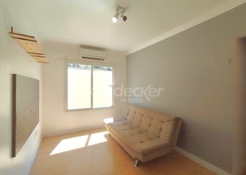 Apartamento para alugar com 46m², 2 dormitórios, 1 vaga no bairro Passo d'Areia em Porto Alegre