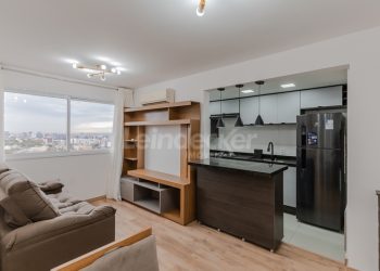 Apartamento para alugar com 62m², 2 dormitórios, 1 vaga no bairro Jardim Itu em Porto Alegre