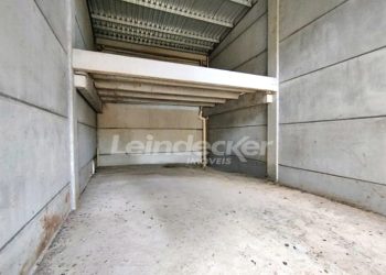 Loja para alugar com 90m², 2 vagas no bairro Rio Branco em Porto Alegre