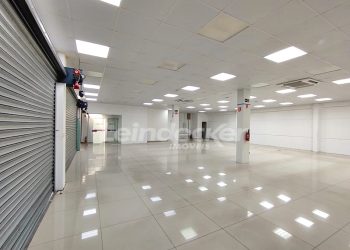 Loja para alugar com 240m² no bairro Sarandi em Porto Alegre