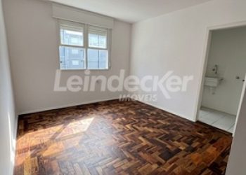 Apartamento para alugar com 48m², 1 dormitório no bairro Camaqua em Porto Alegre