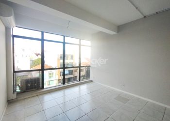 Sala para alugar com 39m², 1 vaga no bairro Rio Branco em Porto Alegre