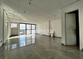 Sala para alugar com 116m² no bairro Centro em Porto Alegre