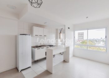 Apartamento para alugar com 57m², 2 dormitórios, 1 vaga no bairro Alto Petrópolis em Porto Alegre