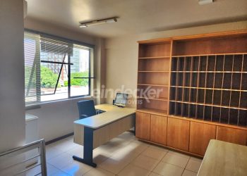 Sala para alugar com 40m² no bairro Cristo Redentor em Porto Alegre