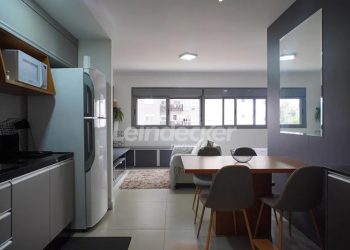 Loft para alugar com 39m², 1 dormitório, 1 vaga no bairro Jardim Europa em Porto Alegre