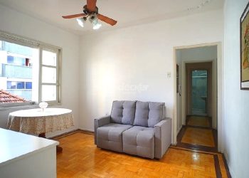 Apartamento para alugar com 70m², 2 dormitórios no bairro Bom Fim em Porto Alegre