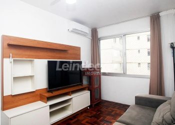 Apartamento para alugar, 2 dormitórios, 1 vaga no bairro Centro em Porto Alegre