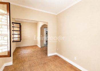Casa para alugar com 130m², 3 dormitórios, 1 vaga no bairro Jardim Botânico em Porto Alegre