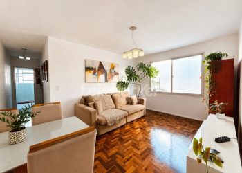 Apartamento para alugar com 85m², 2 dormitórios, 1 vaga no bairro Petrópolis em Porto Alegre