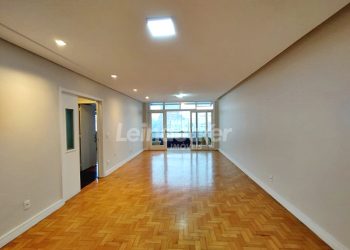 Apartamento para alugar com 160m², 3 dormitórios no bairro Centro em Porto Alegre