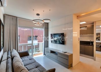 Apartamento para alugar com 80m², 2 dormitórios, 2 vagas no bairro Rio Branco em Porto Alegre