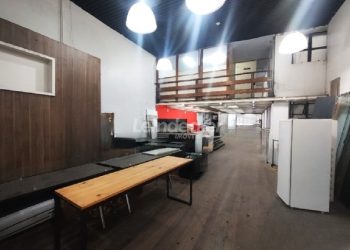 Loja para alugar com 330m² no bairro Centro em Porto Alegre
