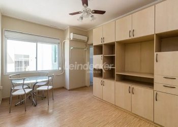 Apartamento à venda com 56m², 2 dormitórios, 1 vaga no bairro Praia de Belas em Porto Alegre