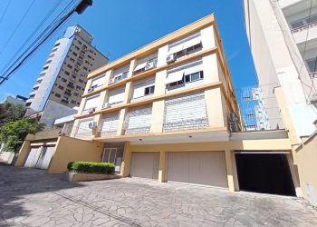 Apartamento à venda com 97m², 3 dormitórios, 2 suítes no bairro Petrópolis em Porto Alegre
