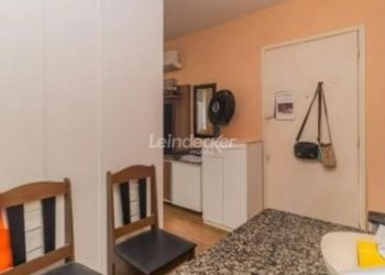 JK à venda com 26m², 1 dormitório no bairro Alto Petrópolis em Porto Alegre