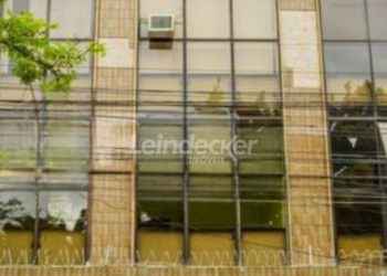Salas/Conjuntos à venda com 29m² no bairro Floresta em Porto Alegre