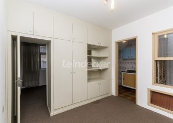 Apartamento à venda com 29m², 1 dormitório no bairro Centro Histórico em Porto Alegre