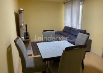 Apartamento à venda com 82m², 2 dormitórios, 1 suíte, 1 vaga no bairro Petrópolis em Porto Alegre
