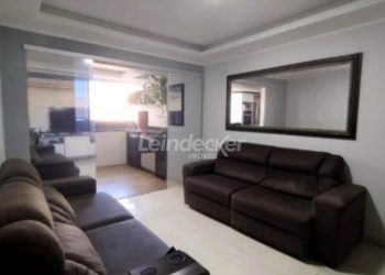 Apartamento à venda com 75m², 2 dormitórios no bairro Partenon em Porto Alegre