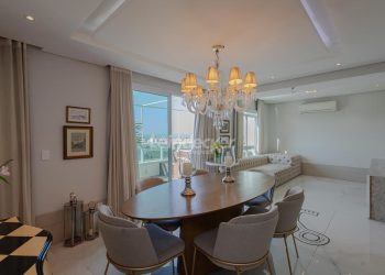 Apartamento à venda com 150m², 3 dormitórios, 1 suíte, 2 vagas no bairro Três Figueiras em Porto Alegre
