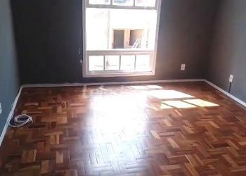 Apartamento à venda com 49m², 1 dormitório, 1 vaga no bairro Teresópolis em Porto Alegre