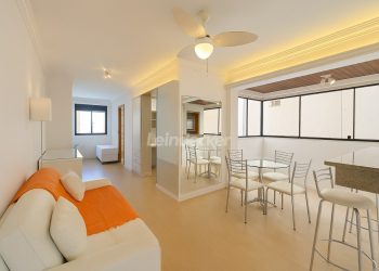 Apartamento à venda com 41m², 1 dormitório, 1 vaga no bairro Passo d'Areia em Porto Alegre